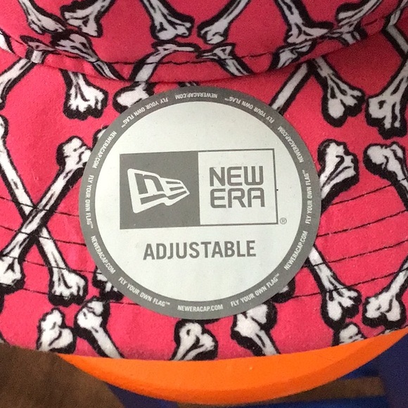 Jermey Scott New Era collaboration hat - Picture 2 of 5